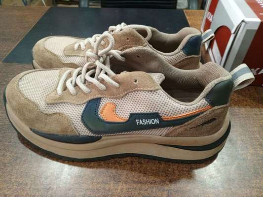 acheter Khaki Suede Industrial Safety Shoes with Anti-smashing Steel Toe and Bulletproof Kevlar Mid Sole online manufacture