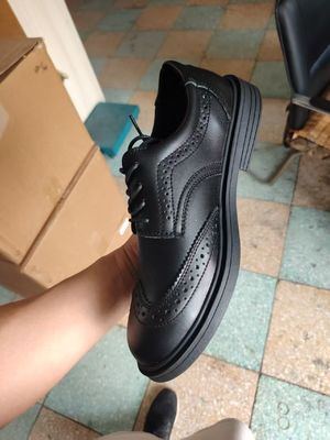 acheter Chaussures de sécurité confortables chaussures de sécurité en cuir de vachette bout en acier pour hommes chaussures de sécurité chaussures de travail en Kevlar chaussures de travail à semelle en caoutchouc online manufacture